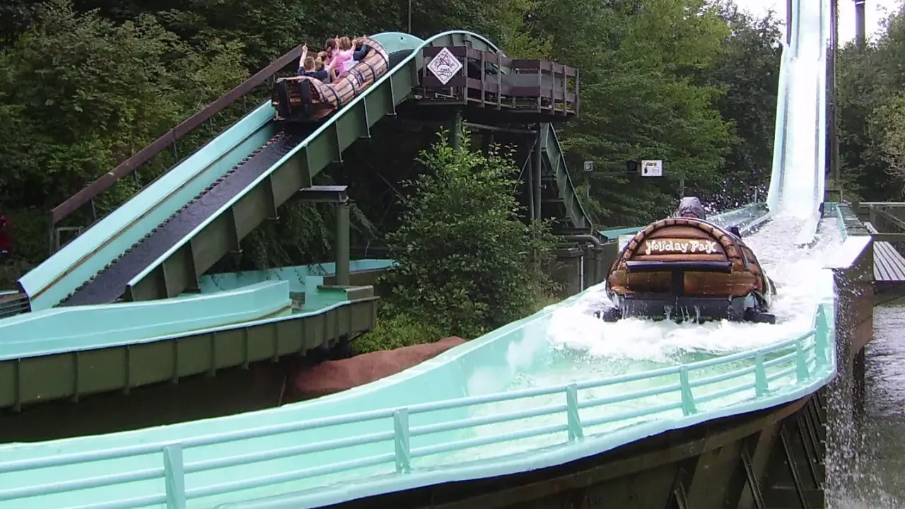 Holiday Park: Ehemalige Attraktionen Superwirbel, Teufelsfässer