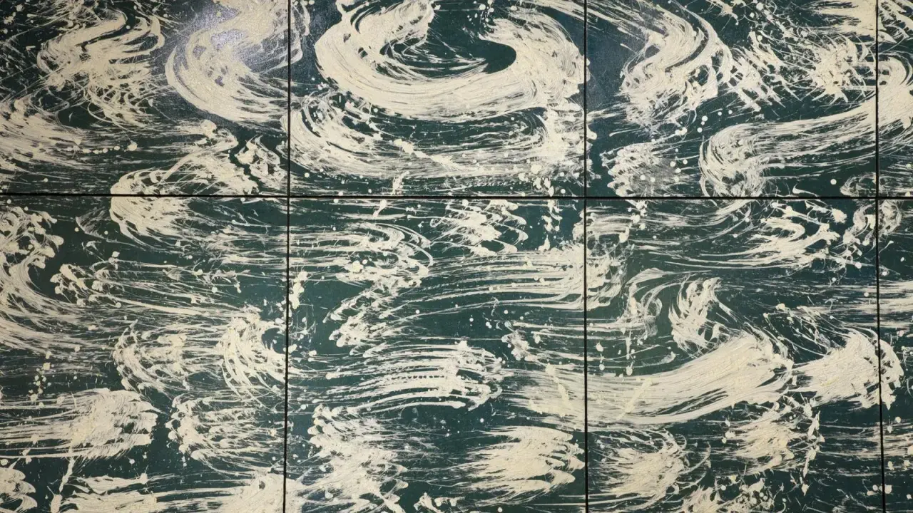 Abstract artwork by Fabienne Verdier, featuring swirling white brushstrokes and splatters on a dark green background, evoking a sense of movement and energy.