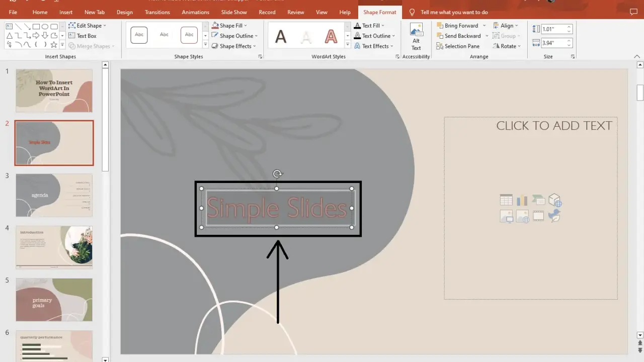 Cosa sono le WordArt? Un esempio di testo stilizzato in PowerPoint, con opzioni di formattazione visibili.
