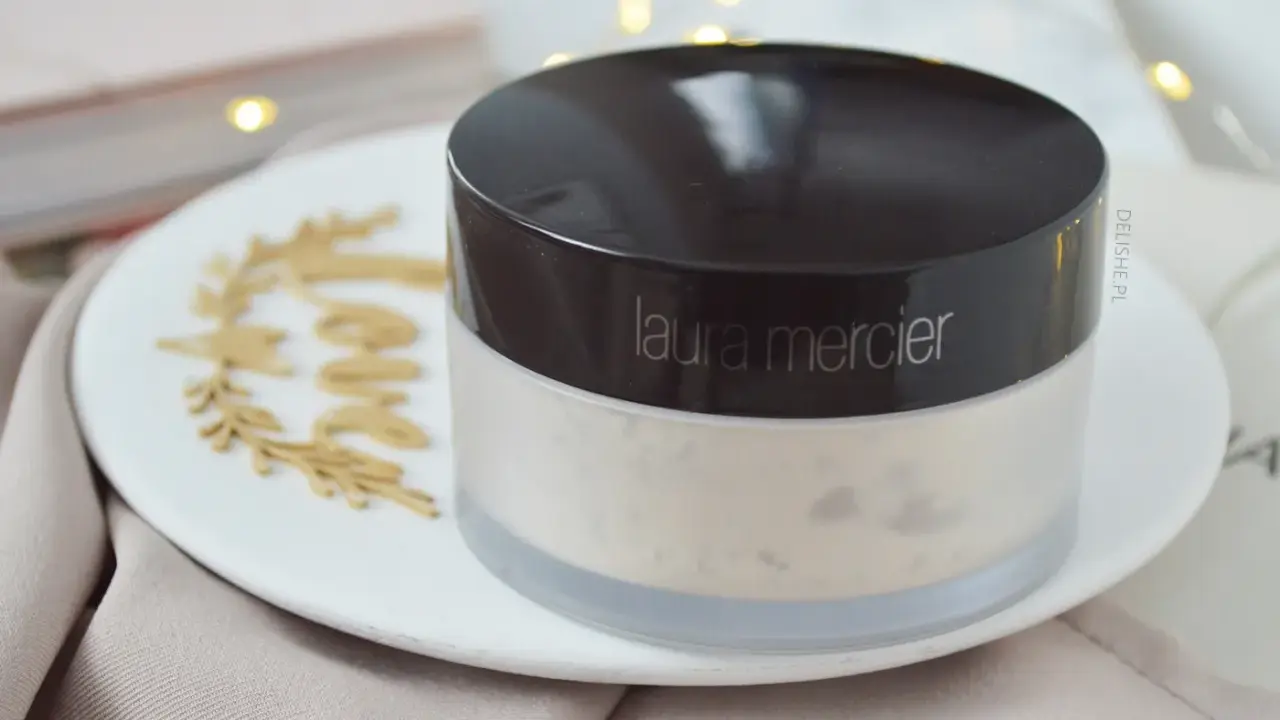 Laura Mercier Glow: Czy ten luksusowy puder jest wart swojej ceny?