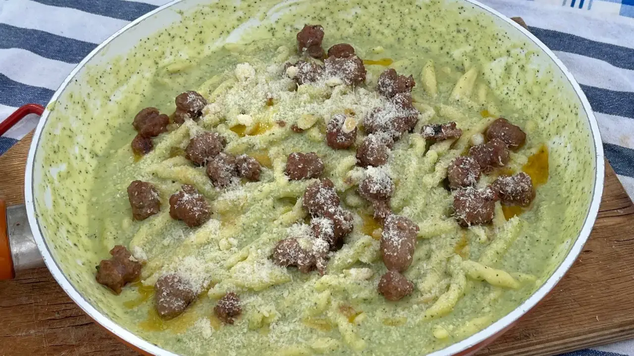 Pasta con salsiccia e zucchine: la ricetta perfetta e le varianti
