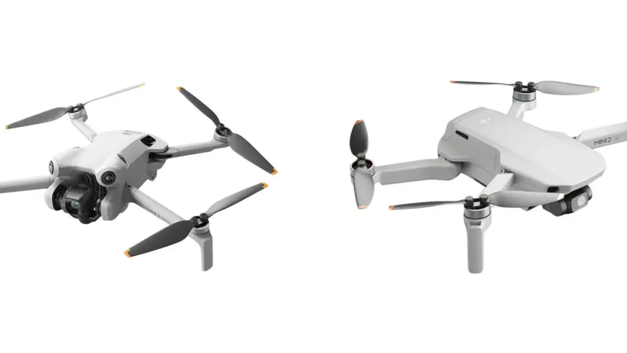 Porównanie dronów DJI: dwa białe modele Mini 3 Pro i Mini 2 SE z rozłożonymi śmigłami na białym tle.