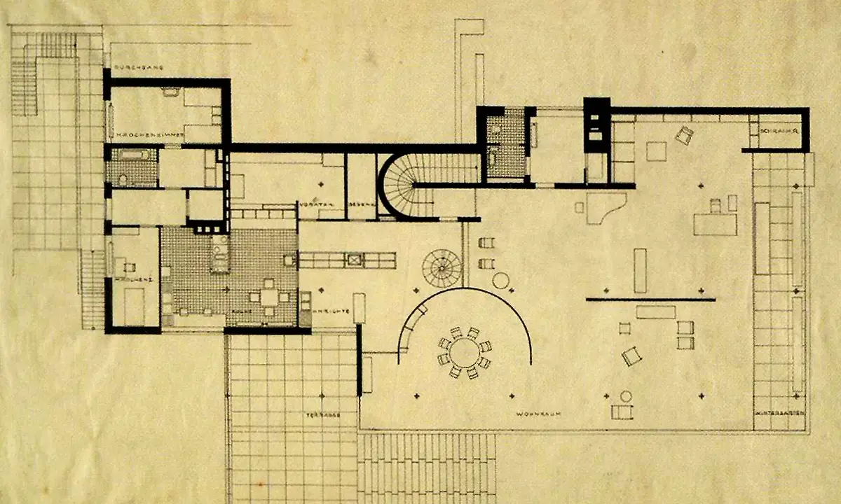 Pianta del piano terra della casa Tugendhat, con dettagli di stanze, scale e arredi.