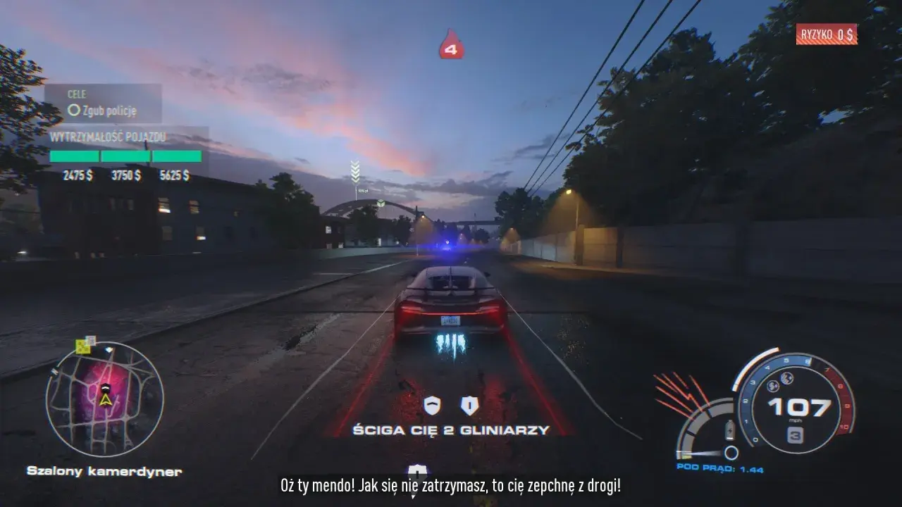 NFS Unbound: ucieczka przed policją, ścigany przez 2 gliniarzy, prędkość 107 mph.