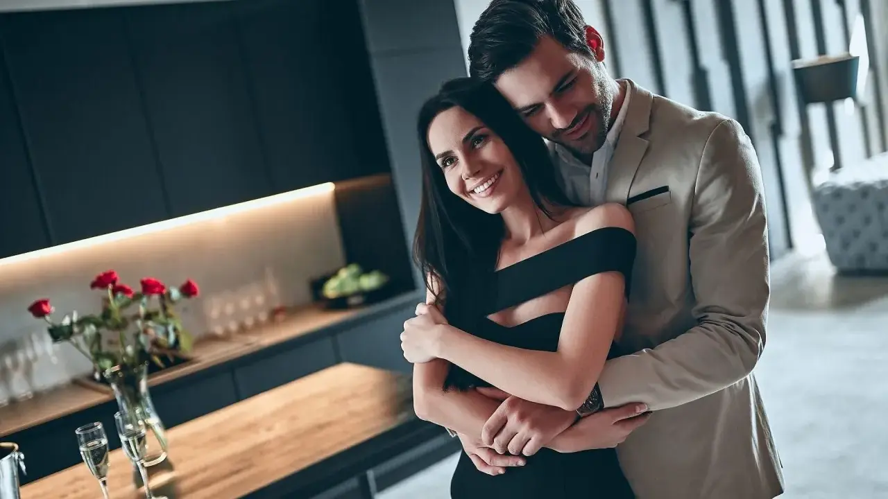 Jak uszczęśliwić partnerkę? Praktyczny przewodnik dla mężczyzn