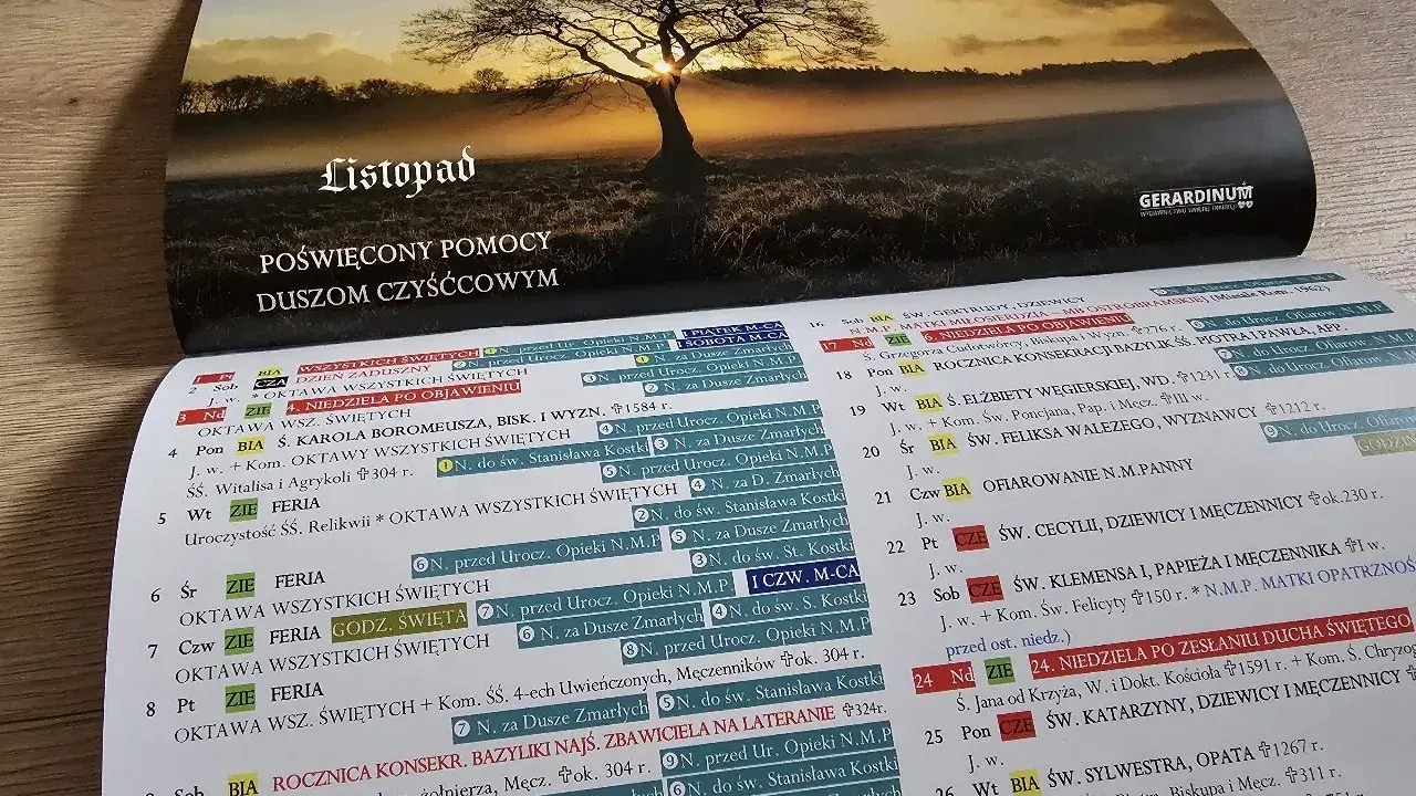 Listopad w USA: kalendarz z motywem świecy i anioła, poświęcony Duszom Czyśćcowym.