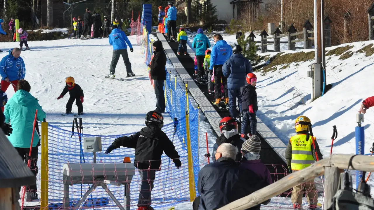 Gdzie na narty z dziećmi w Polsce? Ranking TOP ośrodków 2026
