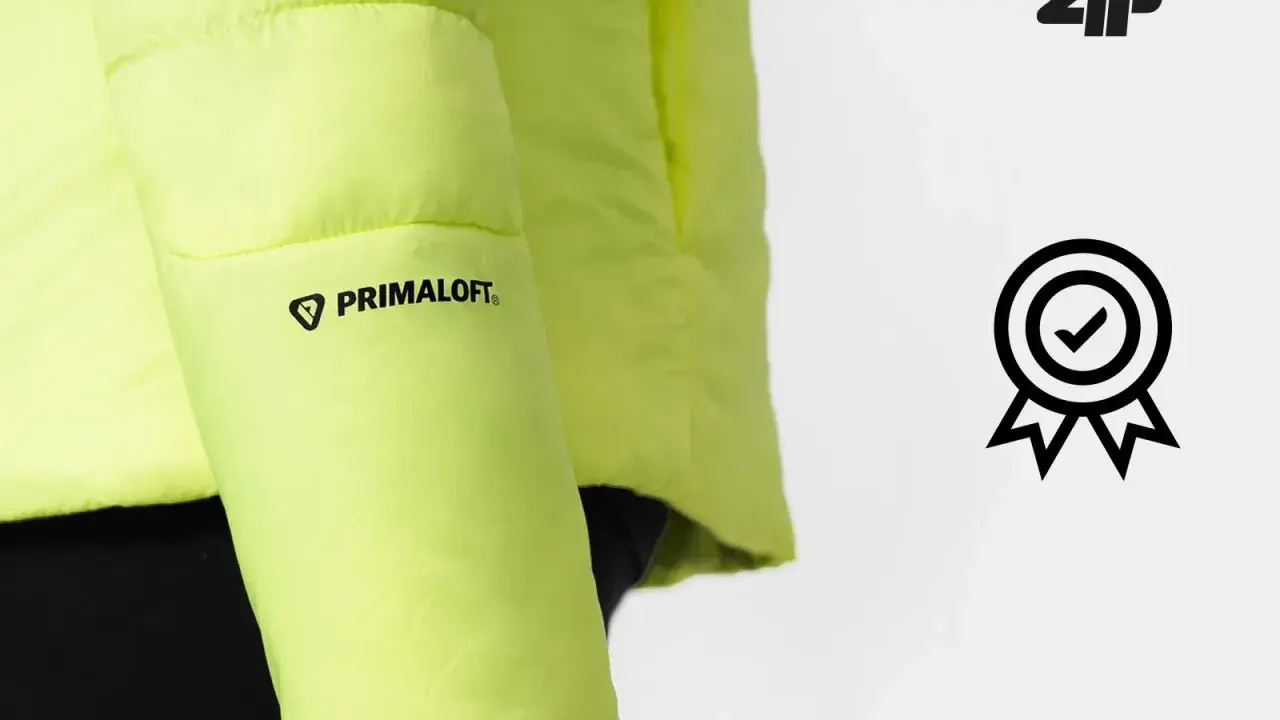 Jaskrawożółta kurtka z logo Primaloft i symbolem jakości od firmy 4f.