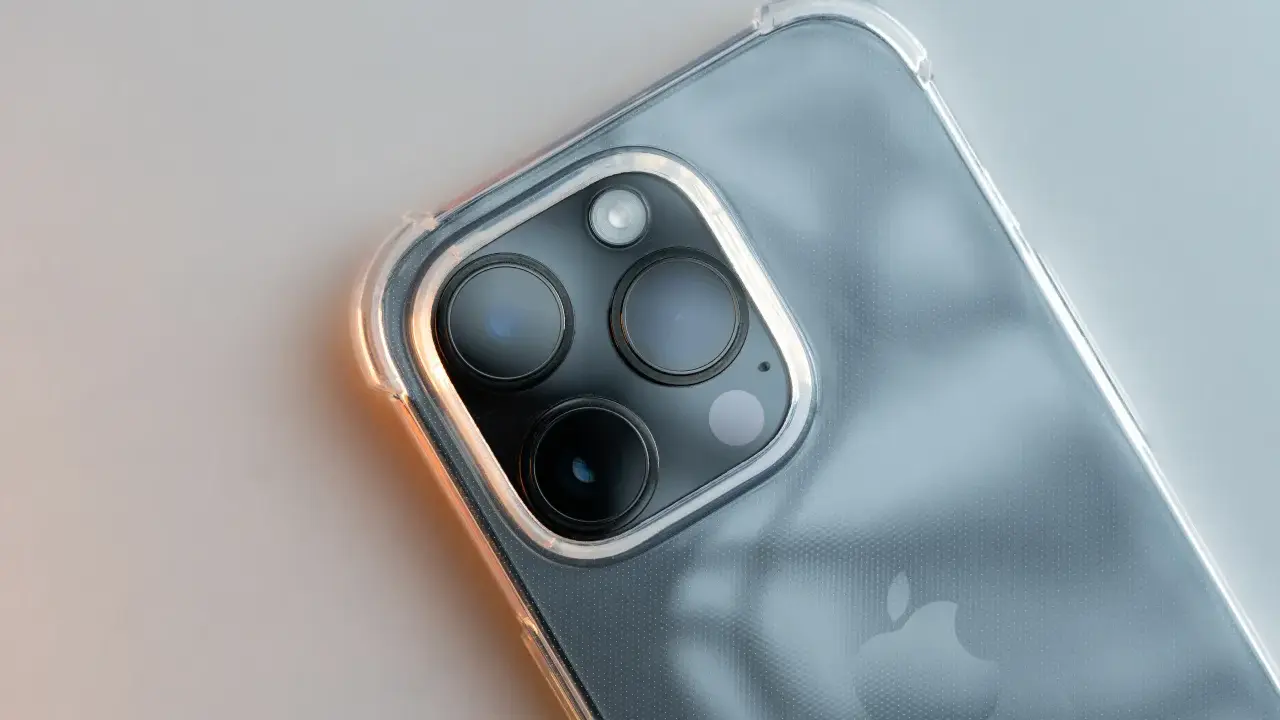 Jak sprawdzić iPhone'a? 15 min, które oszczędzą tysiące!