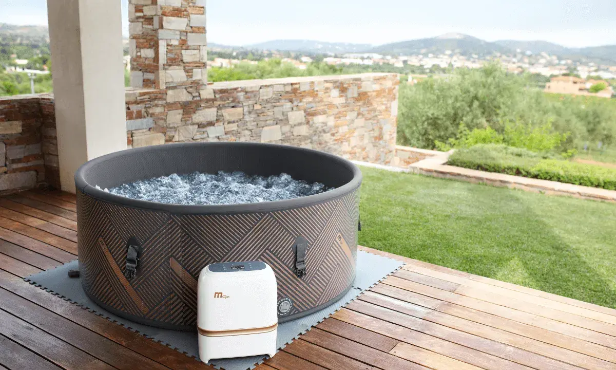 Jacuzzi ogrodowe całoroczne: Jak wybrać i ile kosztuje?