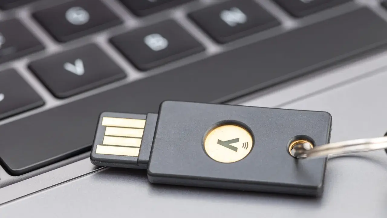 Pendrive: 7 zastosowań, których nie znasz? Wybór i bezpieczeństwo.
