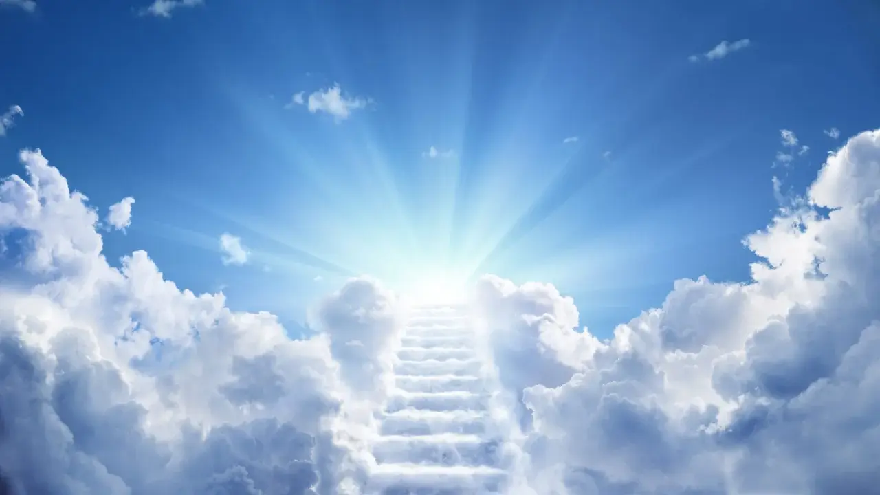Eine Treppe aus Wolken führt zum strahlenden Licht des Himmels, ein Symbol für jungfrauen im Paradies.