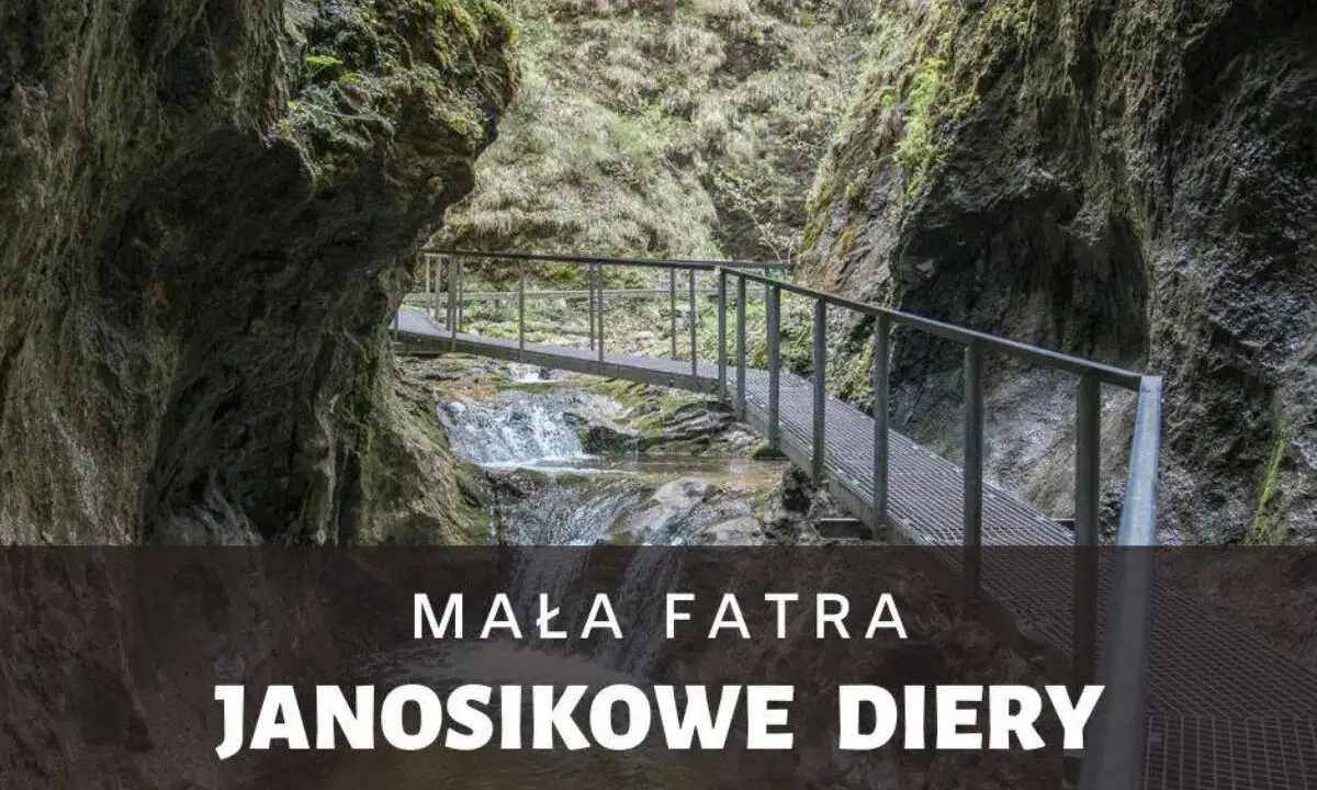 Metalowe kładki nad strumieniem w skalistym wąwozie Janosikowych Dziur w Małej Fatrze.