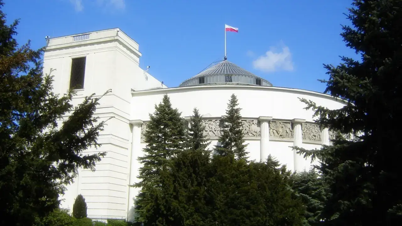 Pełnomocnik świadka: Twoja tarcza na przesłuchaniu. Co wolno?