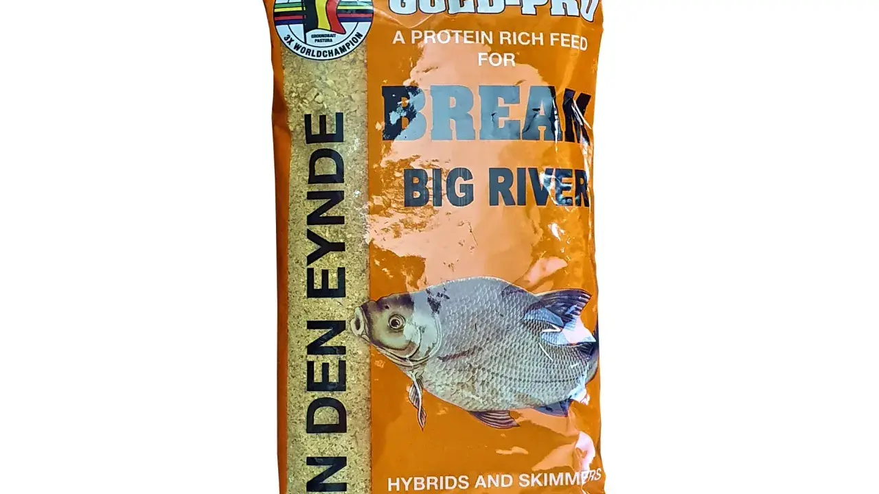 Opakowanie zanęty Gold Pro z wizerunkiem ryby i napisem "Big River". Idealna na duże rzeki.