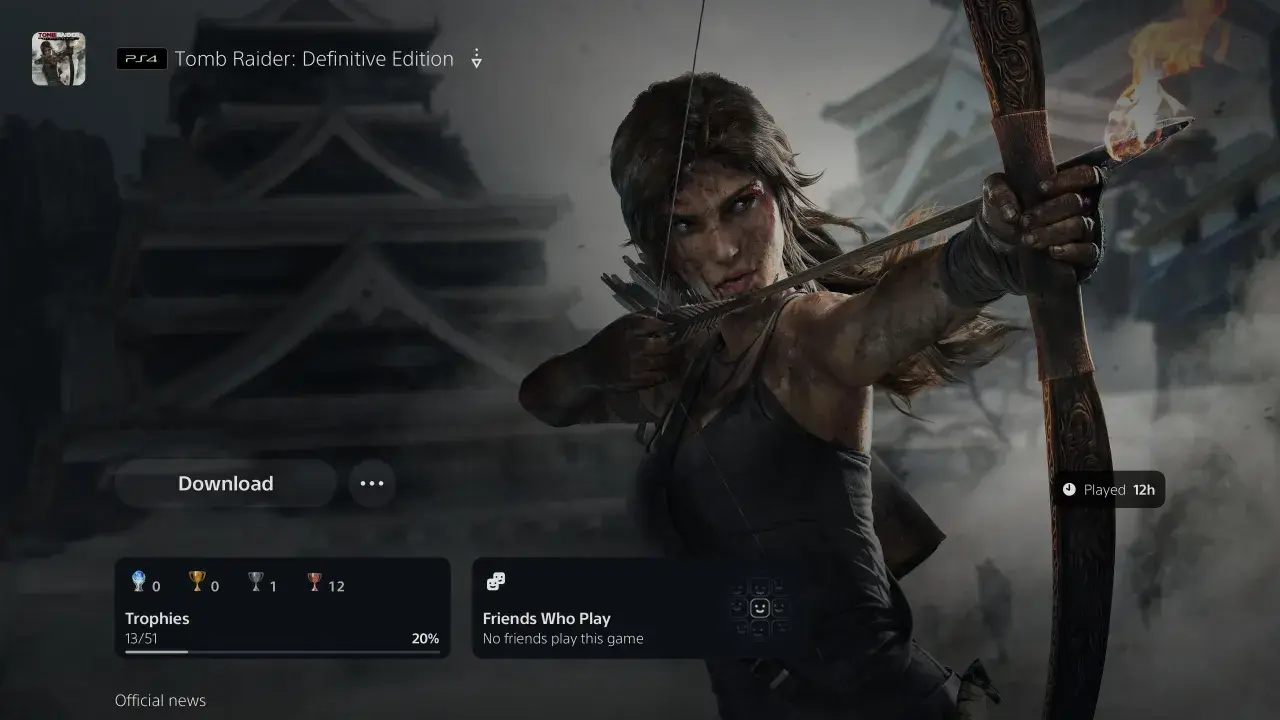 Lara Croft z łukiem i płonącą strzałą w grze Tomb Raider: Definitive Edition.