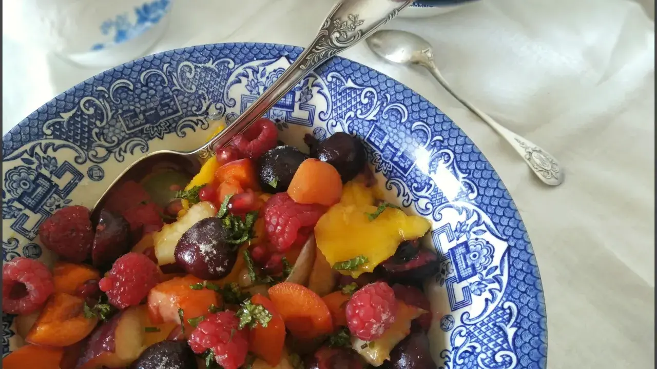 Maîtrisez la salade de fruits frais : astuces et recettes d'expert