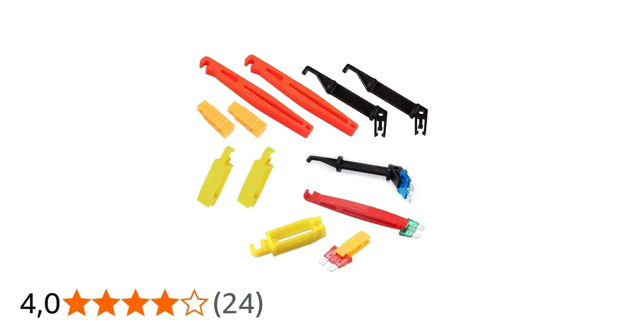 Herramientas para saber como sacar un fusible sin pinzas. Varios extractores de fusibles de plástico en rojo, amarillo y negro.