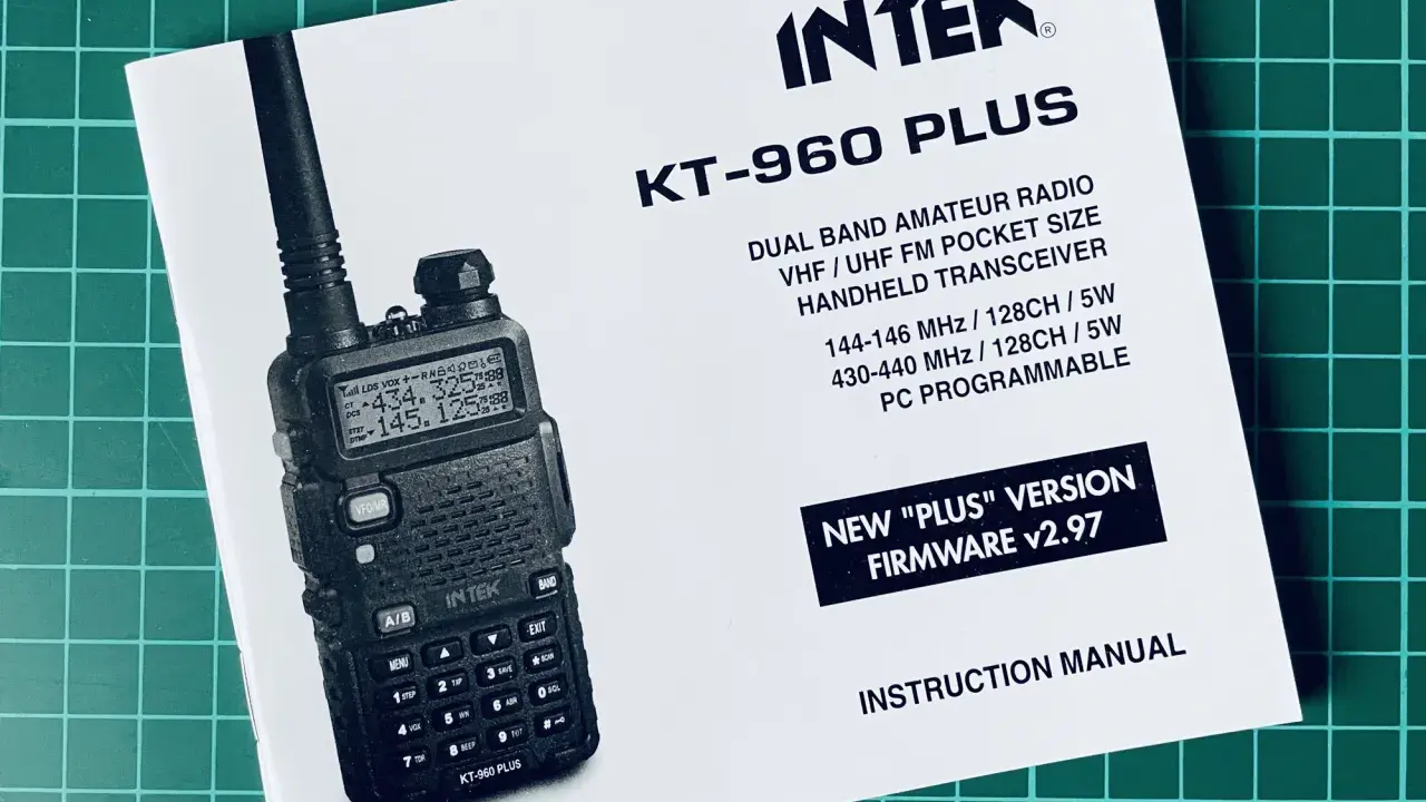 Instrukcja obsługi Intek KT-960 PLUS, dwupasmowego radia amatorskiego VHF/UHF z 128 kanałami, idealnego do łączności PMR 16 kanałów.