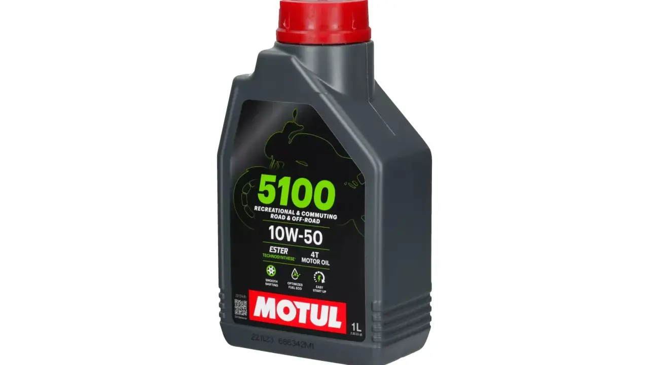 Motul 5100 czy 7100? Syntetyk vs półsyntetyk: Który wybrać?