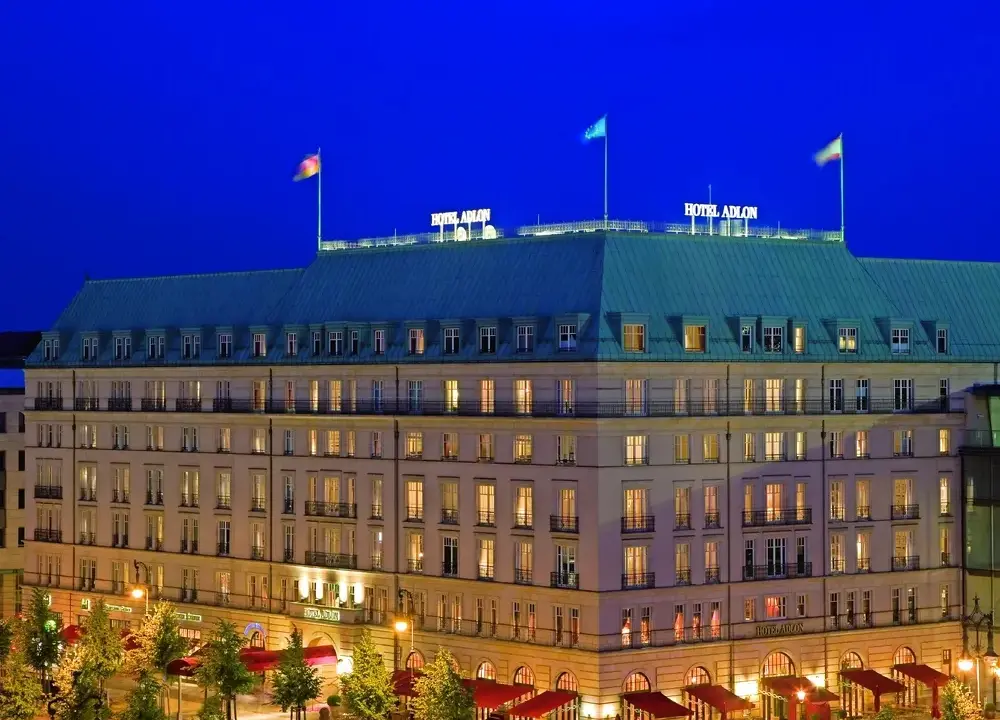Hotel Adlon Berlin: Luxus & Geschichte am Brandenburger Tor