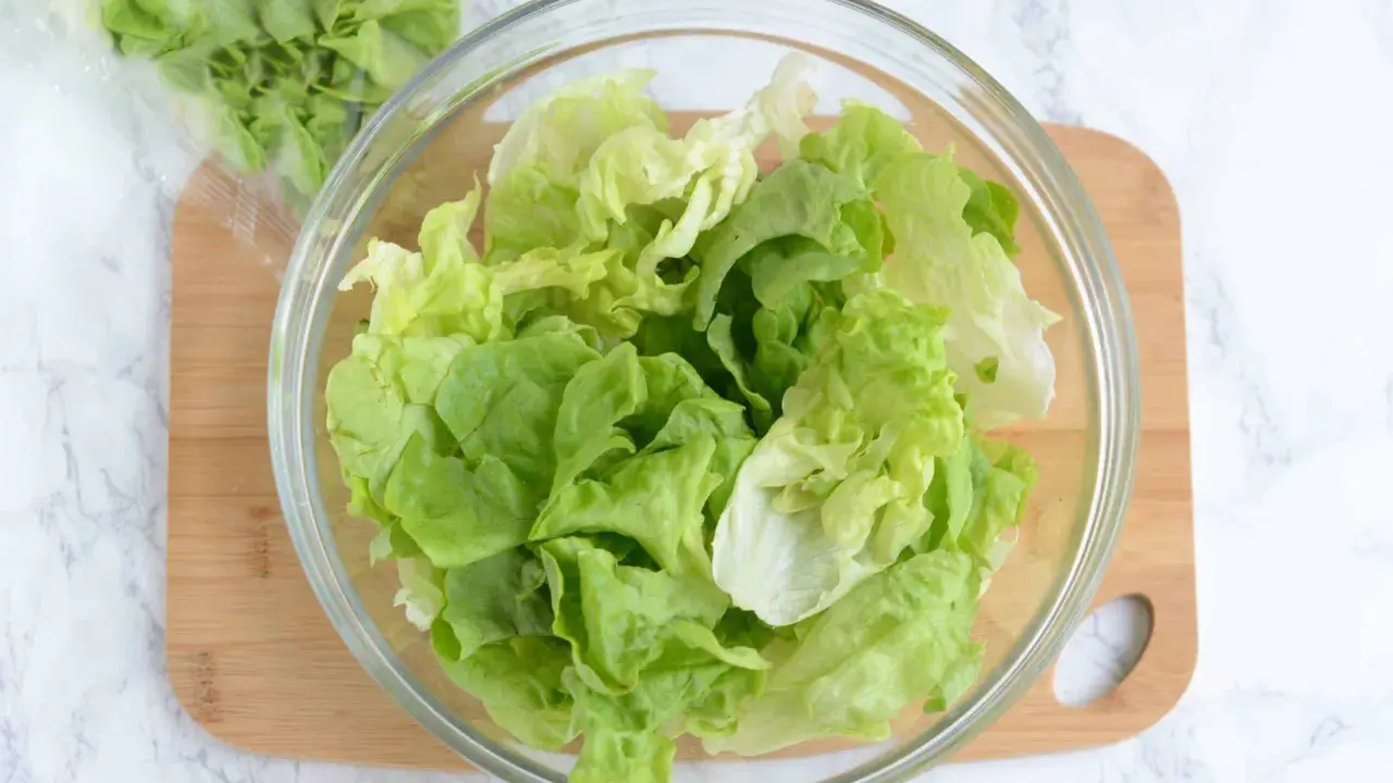 Ne jetez plus ! Soupe de salade verte : délicieuse et anti-gaspi