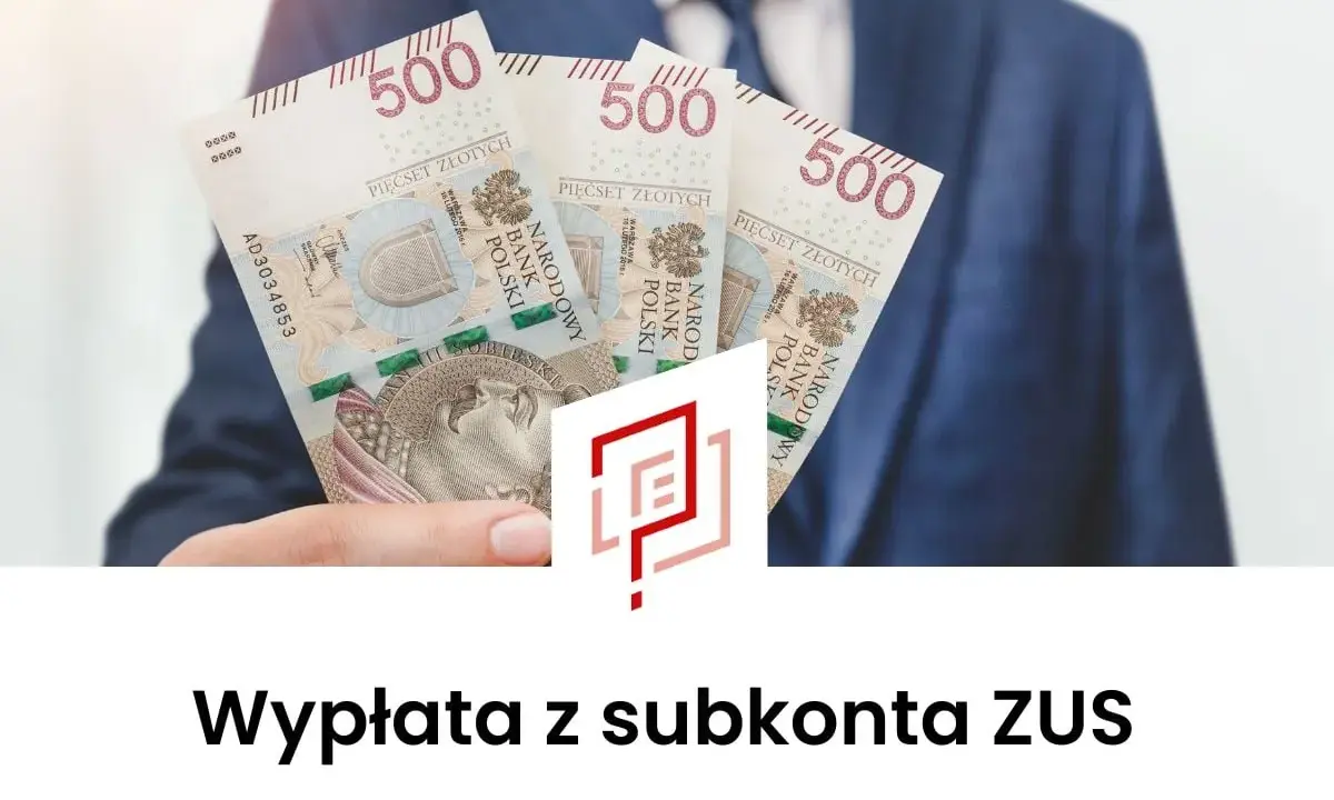 Dłoń w garniturze pokazuje banknoty 500 zł. To symbol jednorazowej wypłaty z subkonta ZUS.