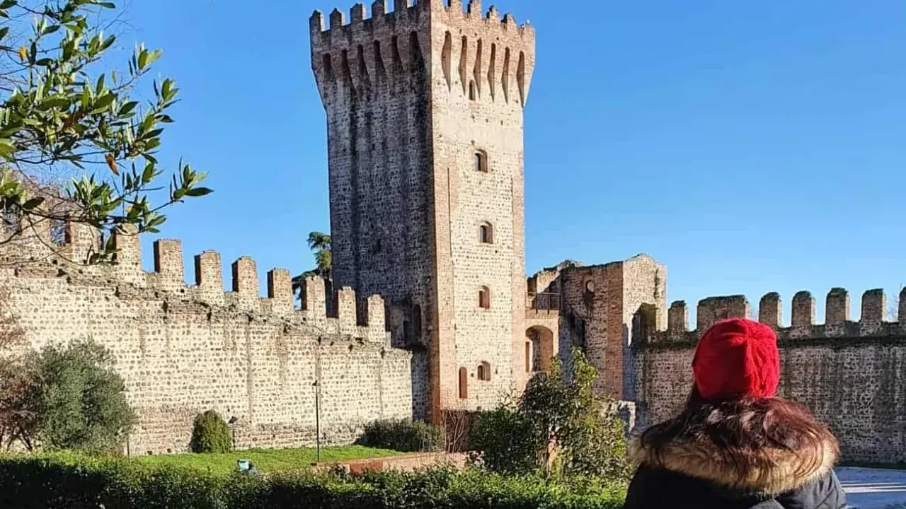Torre medievale e mura imponenti, un luogo affascinante da scoprire. Ecco cosa vedere a Este per un viaggio nella storia.