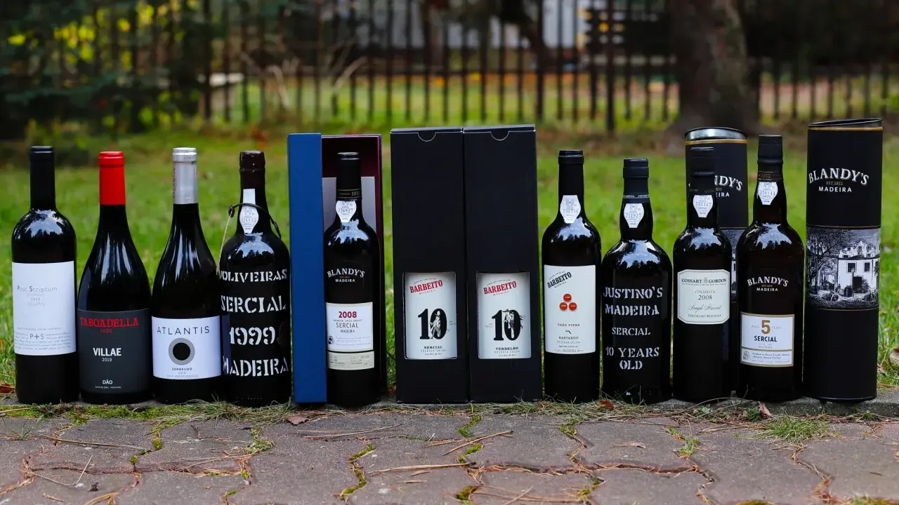 Gdzie kupić wino Madera? Przewodnik po sklepach, cenach i wyborze