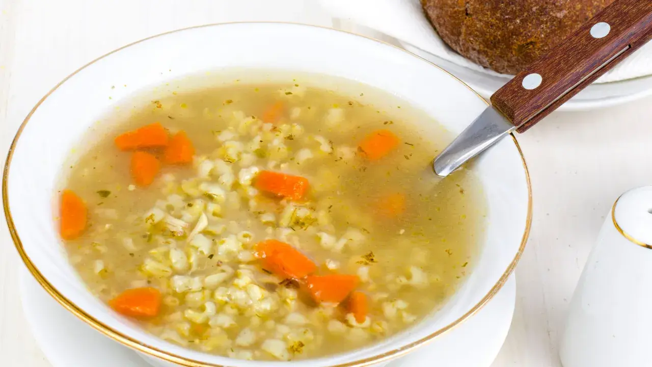 Minestra di Riso: Ricetta Classica e Varianti Facili della Nonna