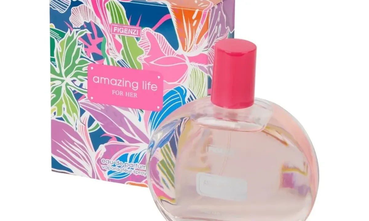 Flakon i pudełko perfum damskich odpowiedników "Amazing Life" od Figenzi. Kwiatowy wzór na opakowaniu.