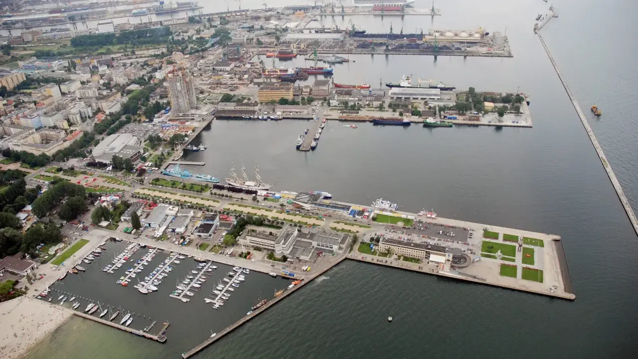 Gdynia Akwarium: Parking bez stresu? Pełny przewodnik!
