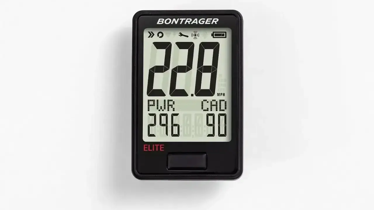 Elektroniczny licznik rowerowy Bontrager Elite z wyświetlaczem prędkości 22.8 MPH, mocy 29.6 i kadencji 90. Obsługuje ANT+.