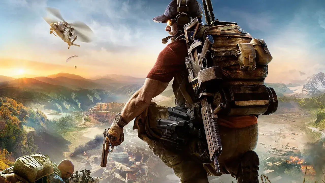 Żołnierz z Tom Clancy's Ghost Recon obserwuje teren z pistoletem w dłoni. W tle helikopter i spadochroniarze.