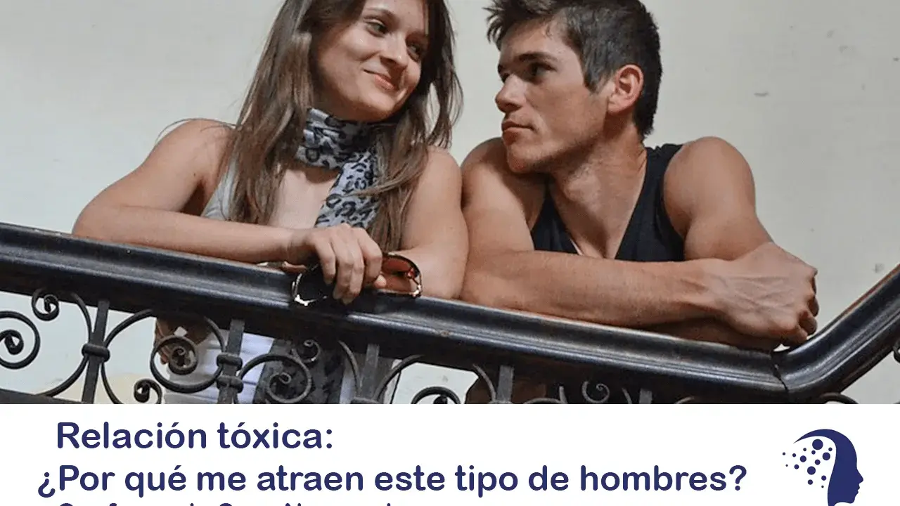 Psicólogo relaciones tóxicas: una pareja joven reflexiona sobre la atracción en relaciones dañinas.