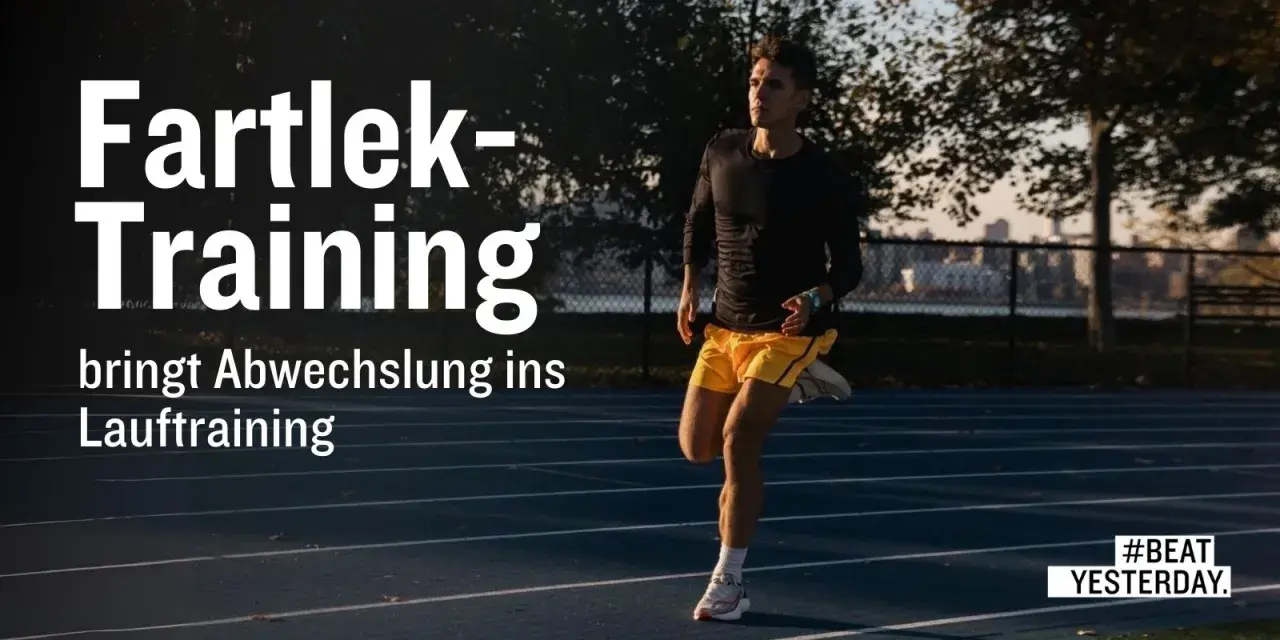 Ein Mann läuft auf einer blauen Laufbahn. Das "Fartlek-Training" bringt Abwechslung ins Lauftraining.