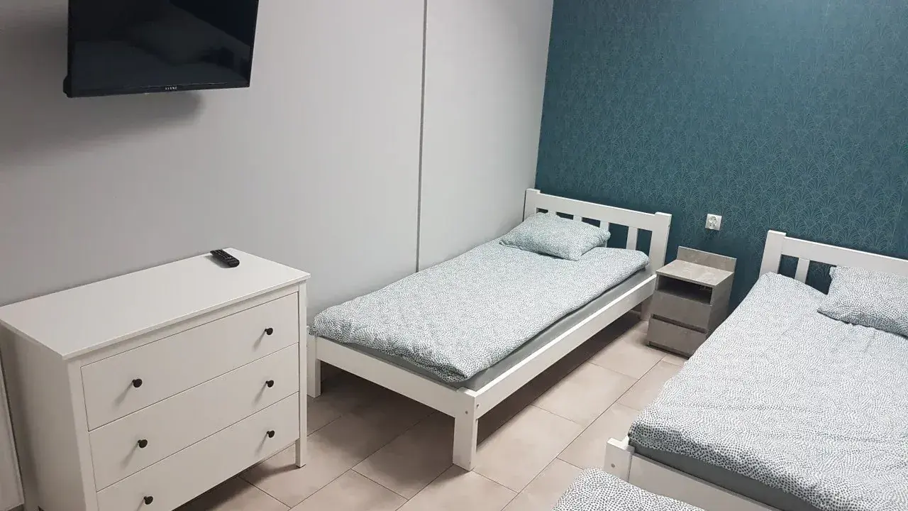 Dworek pod Lwami Lewin Brzeski: Wesele, nocleg, kuchnia czy warto?
