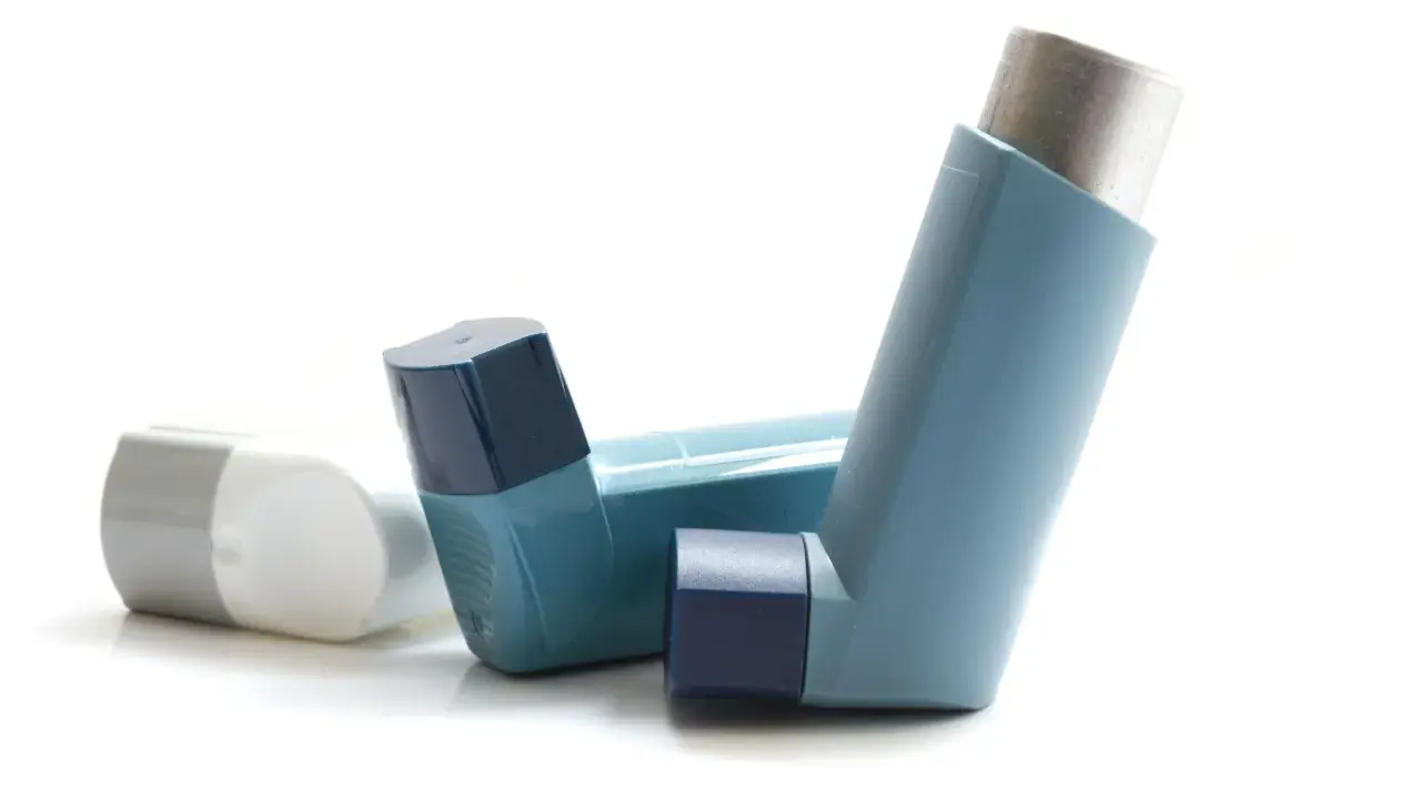 Inhalatoren, die bei COPD-Cortison-Dauertherapie eingesetzt werden.