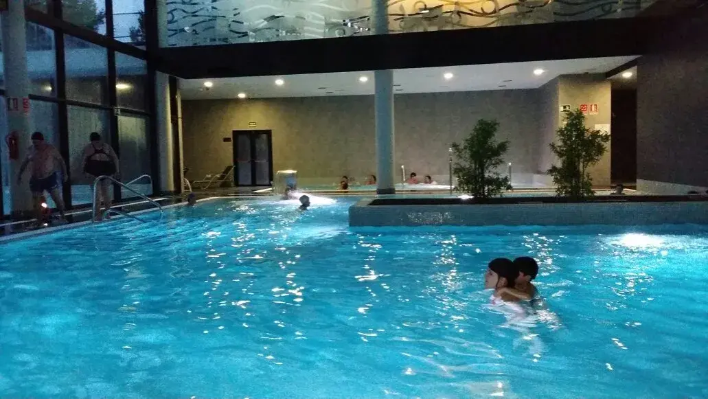 Balneario de Zújar: Relájate y sana con sus aguas termales únicas