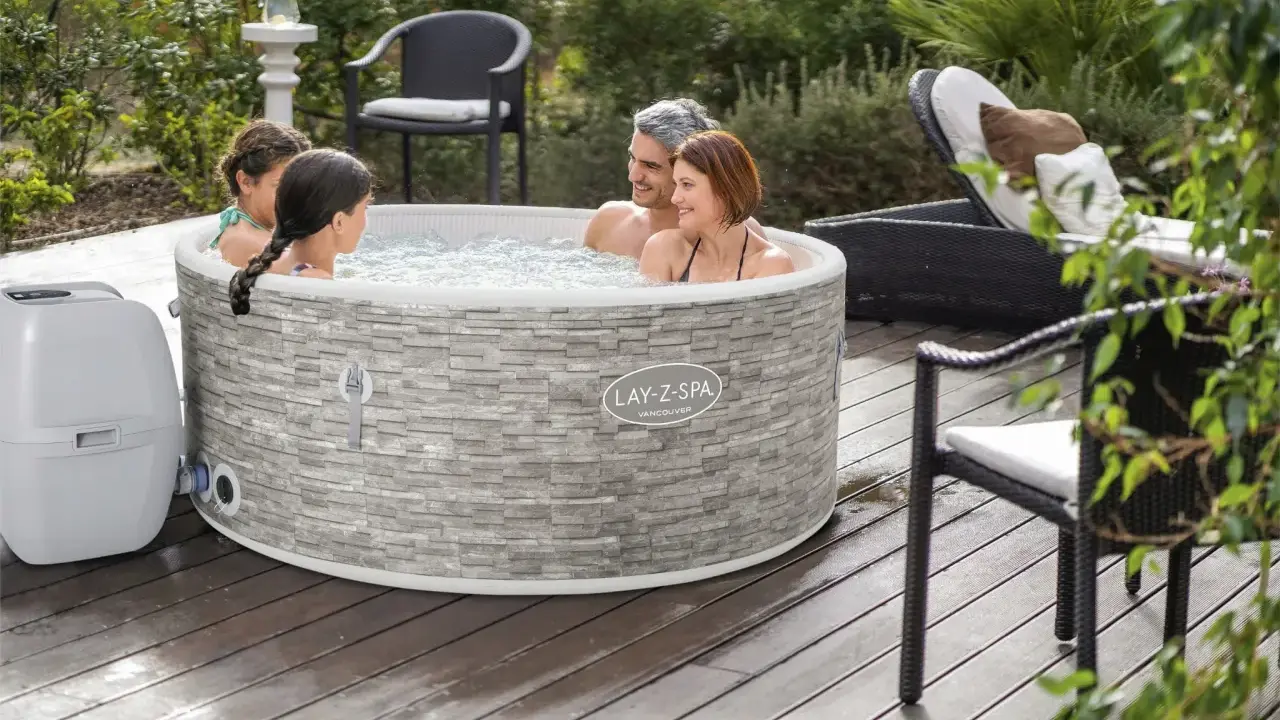 Lay-Z-Spa: Jak wybrać i ile kosztuje prawdziwy relaks w ogrodzie?