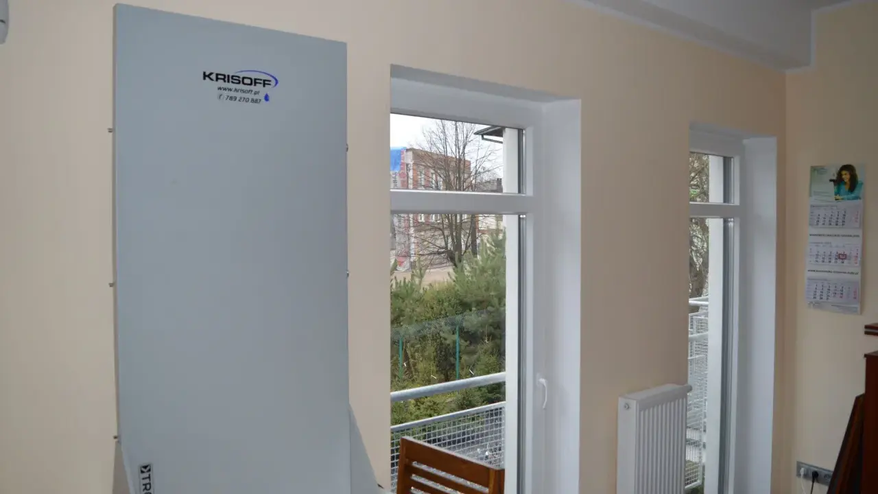 Zalane mieszkanie? Jak osuszyć skutecznie i bez przepłacania!