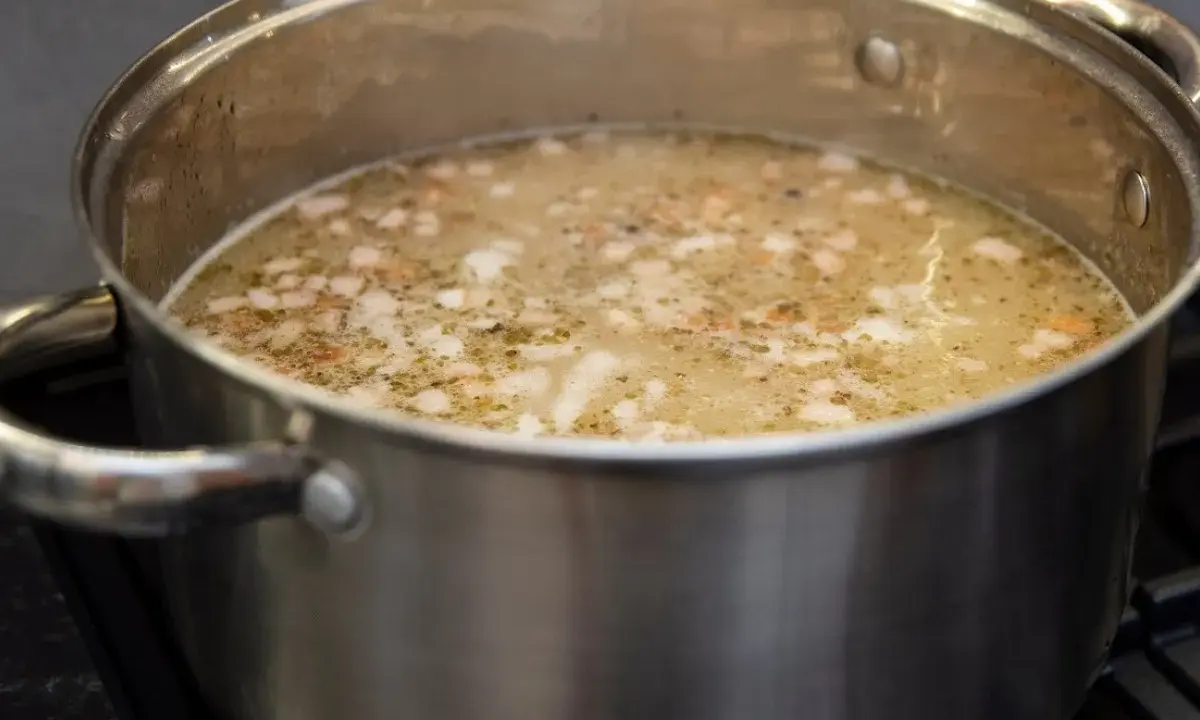 Jakie są zupy? Odkryj świat smaków i klasyfikacji!