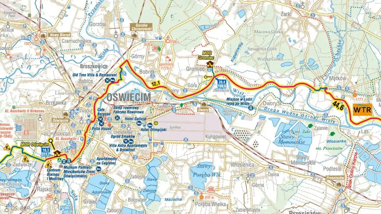 Mapa drogowa Małopolski z zaznaczonymi atrakcjami turystycznymi, miastami i drogami wodnymi.