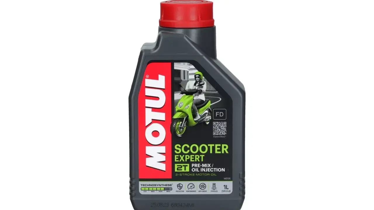 Motul Scooter Expert 2T: Wybór eksperta dla Twojego skutera 2T?