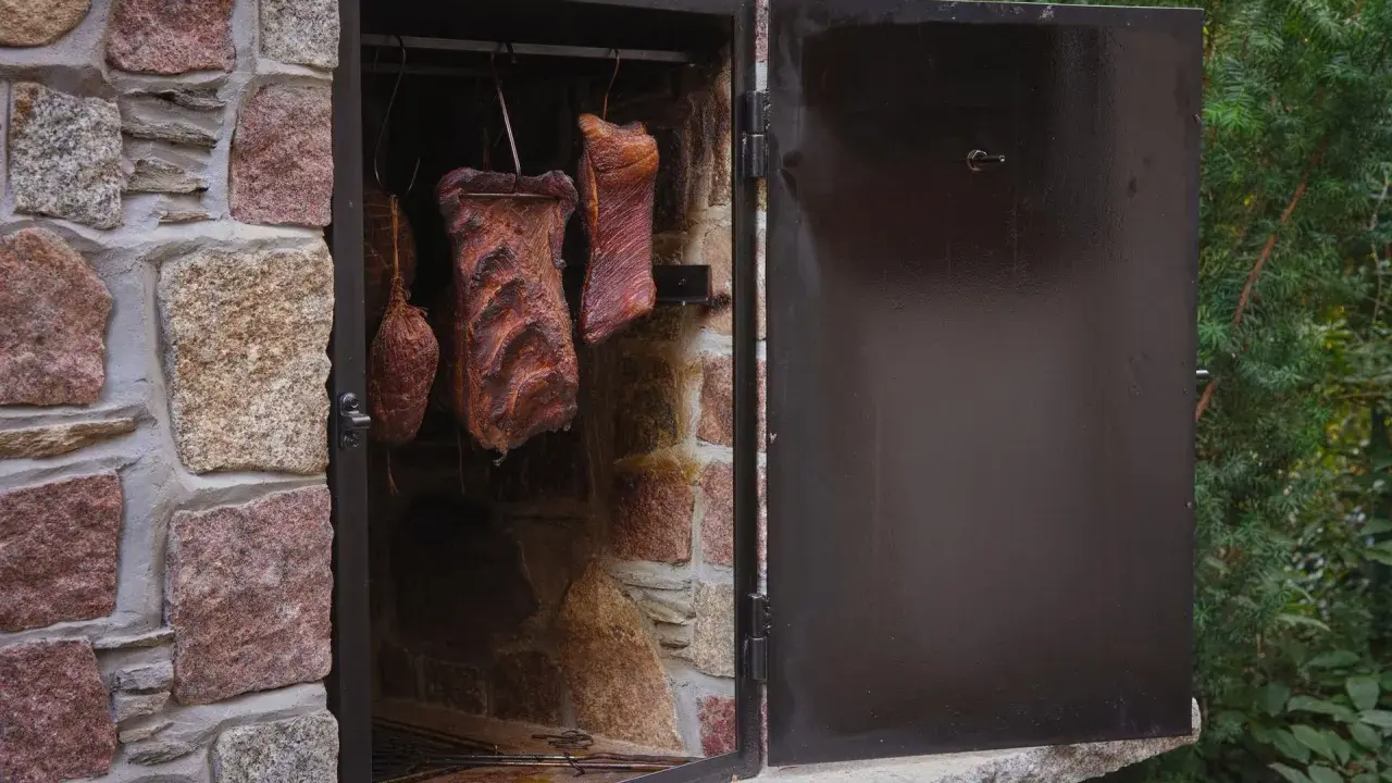 Murowany grill z wędzarnią - Zbuduj go dobrze od A do Z