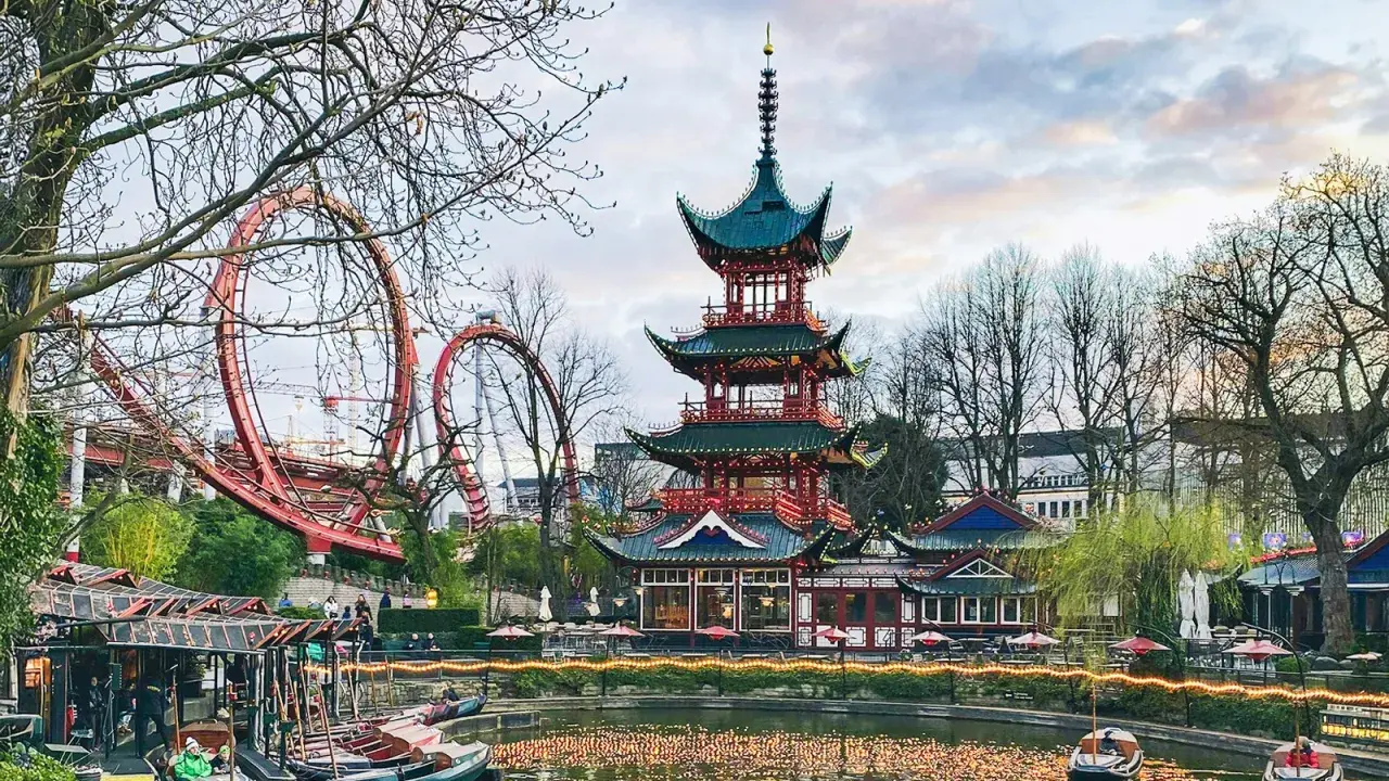 Die besten Tivoli Kopenhagen Attraktionen: Lohnt sich der Besuch?