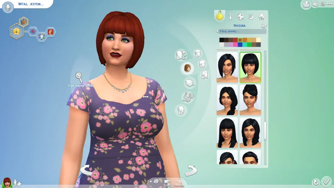 Tworzenie postaci w The Sims 4. Kobieta z rudymi włosami i kwiecistą sukienką wybiera nową fryzurę z dostępnych opcji.