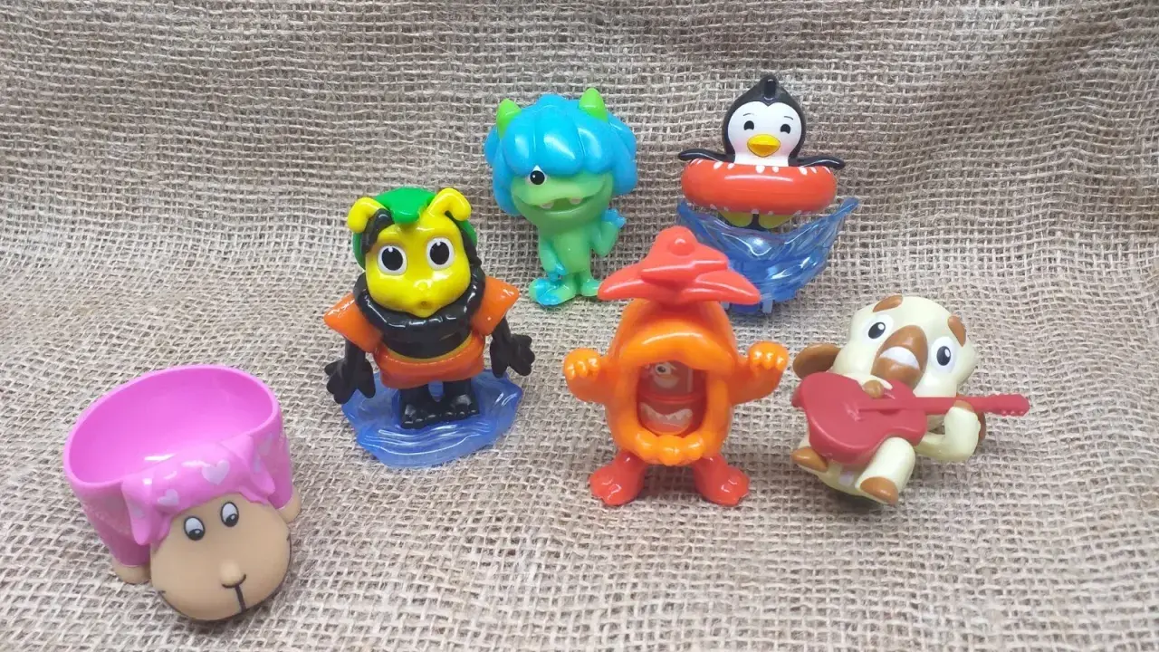 Kinder Jajko Maxi: Jakie zabawki i sekrety kryje gigant?