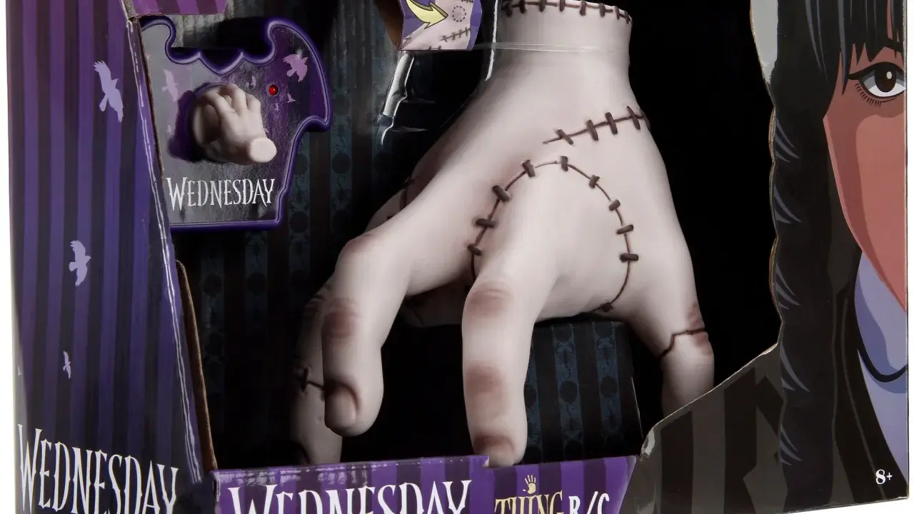 Rączka Wednesday zabawka: Jak wybrać? Modele, ceny, bezpieczeństwo