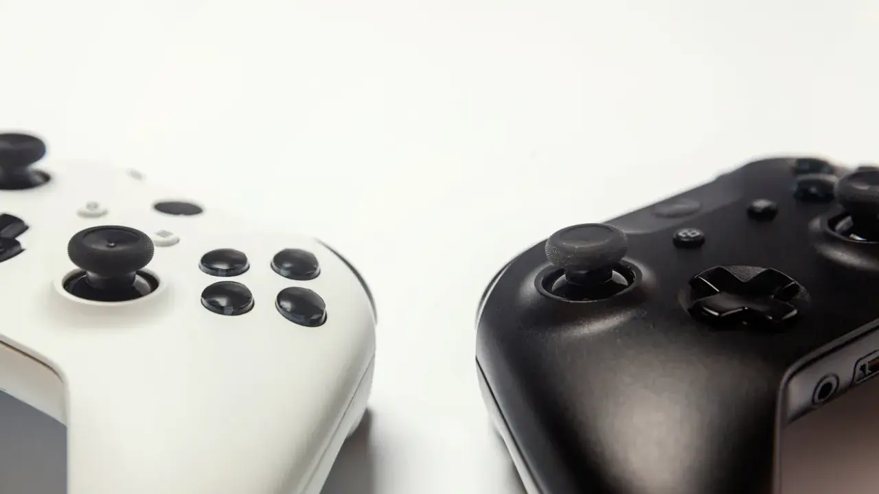 Ile kosztuje Xbox One S w 2026? Sprawdź, czy warto kupić!